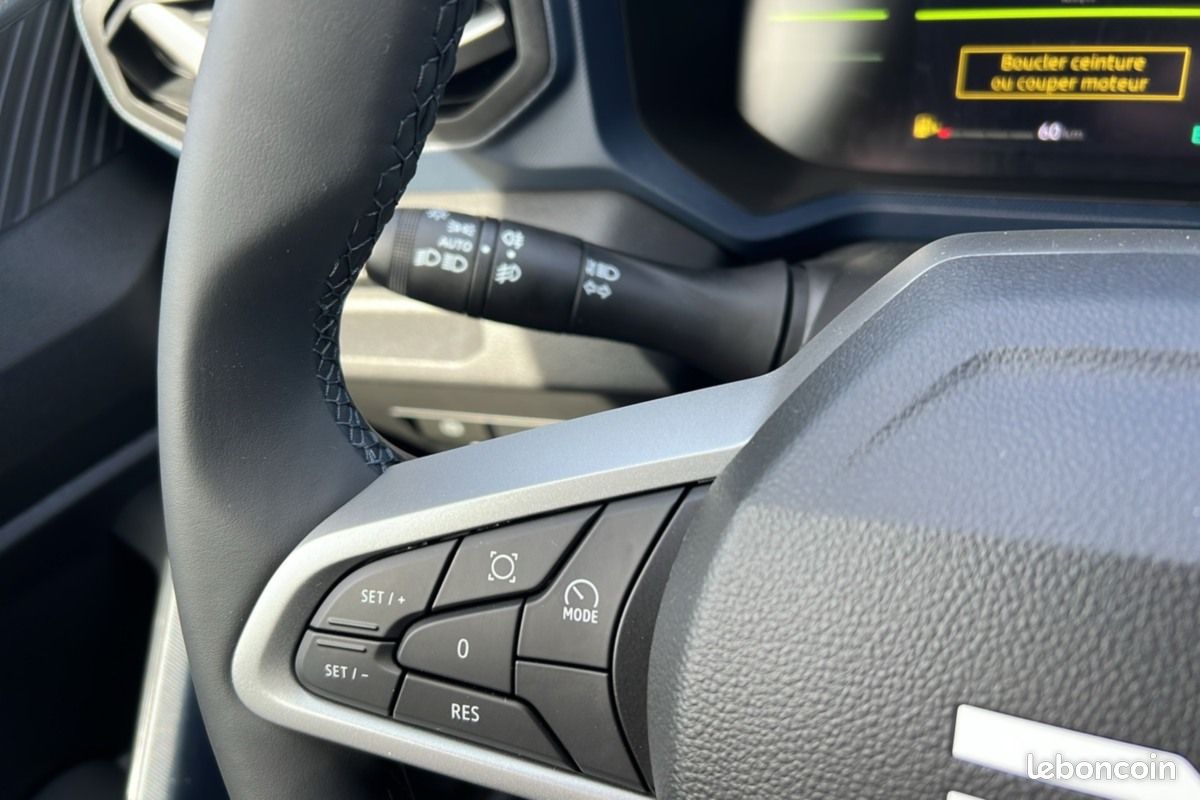 Dacia bigster HYBRID 155 EXPRESSION PLUS -8% (image 8)