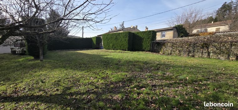 Terrain 520 m² Alboussière
