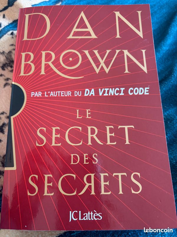Dan brown (image 1)