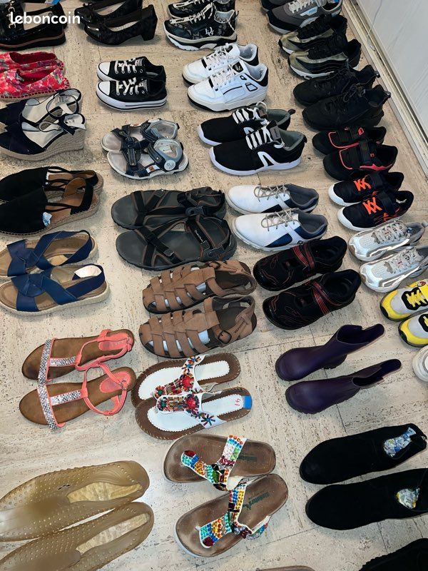 Lot de basket chaussure claquette sandale (image 4)