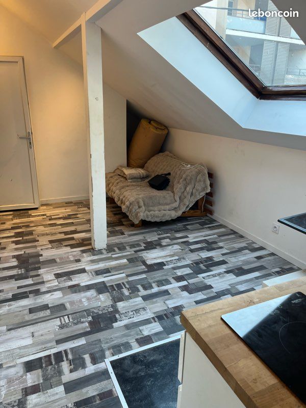 Appartement 2 pièces 30 m² · à Fontaine · 30 m² · 550 €/mois