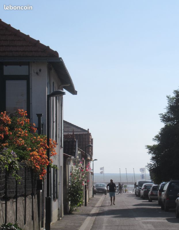Gîte les Vagues, à 2 pas de la mer et du bourg, 1 à 6 prsonnes (image 18)