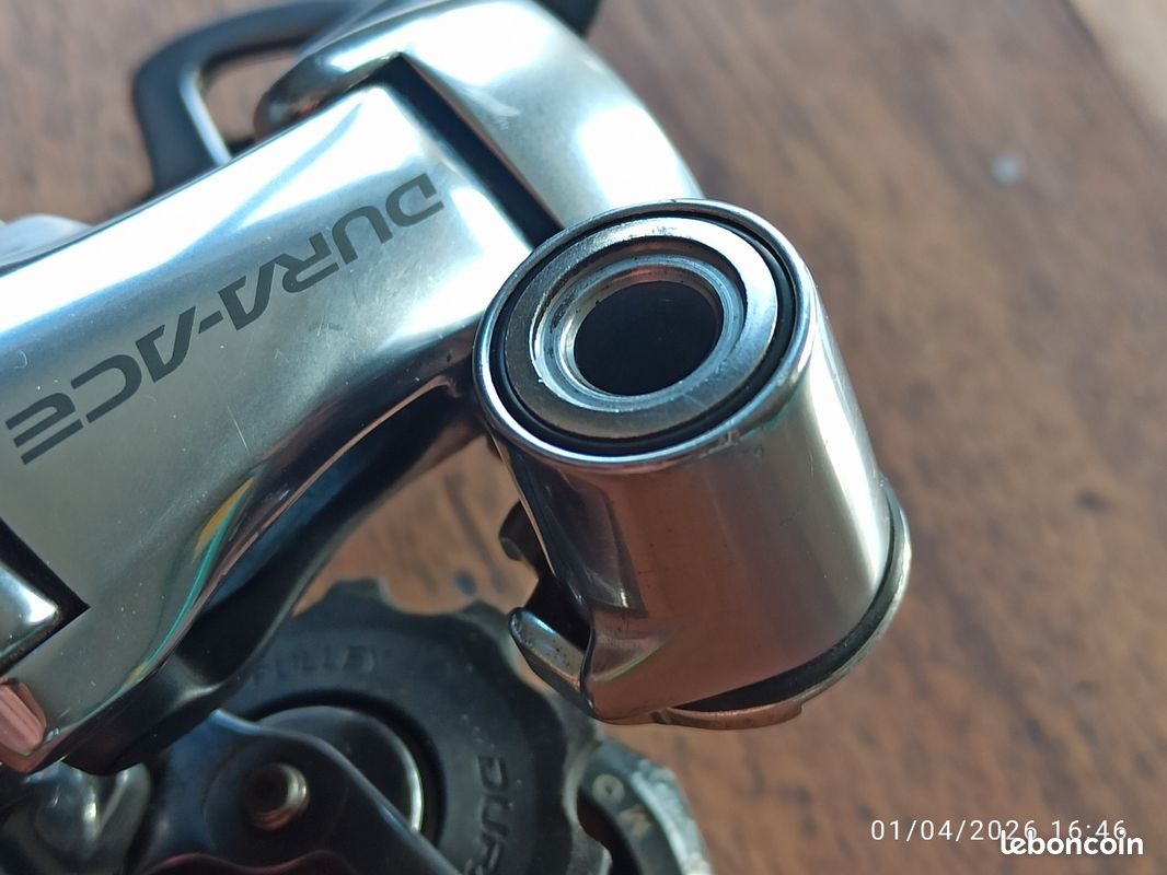 Dérailleur Arrière Shimano Dura Ace RD-7800 10V - Cage Courte Montage Boulonné - Occasion