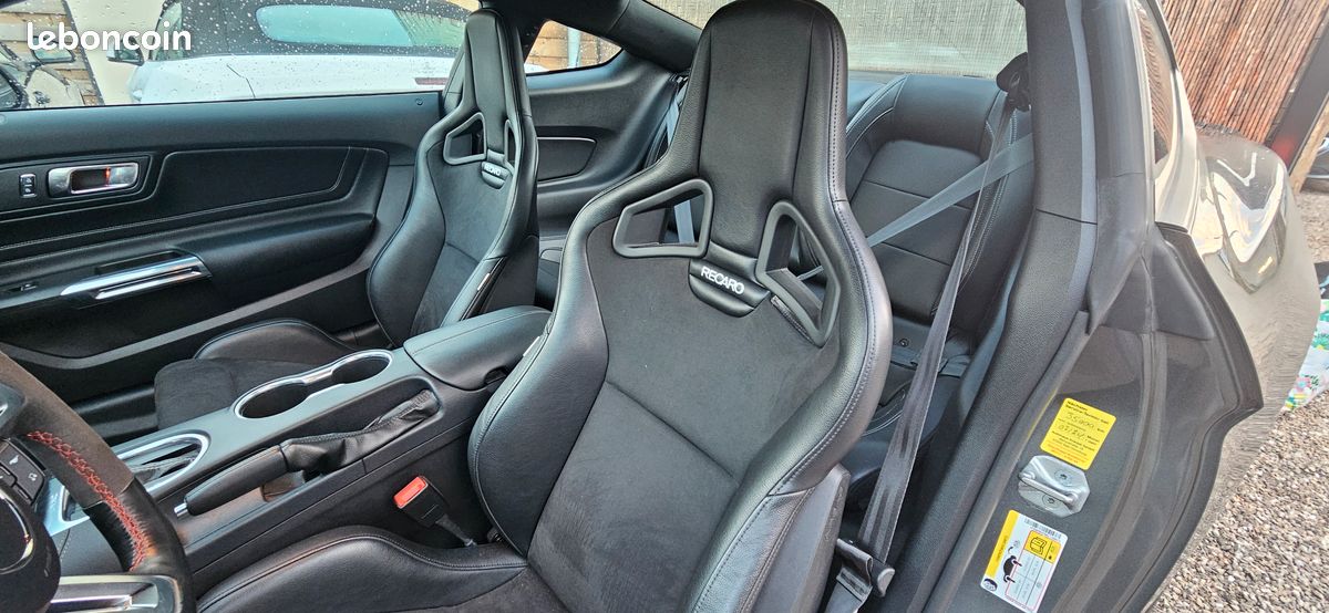 Ford Mustang GT BA 10 vitesses, V8 5.0 Coupé 450 CH, 1ERE MAIN SIEGES RECARO (image 4)