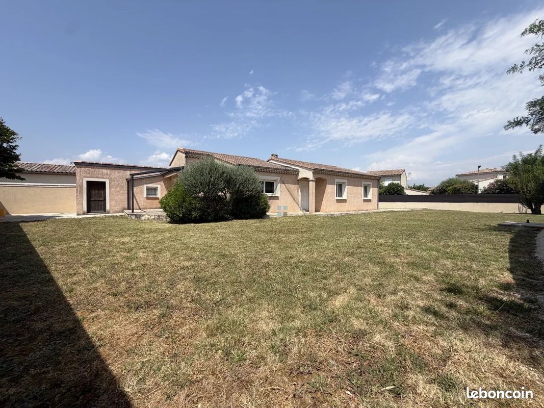Maison 4 pièces 106 m² · à Montélimar · 106 m² · 350 000 €