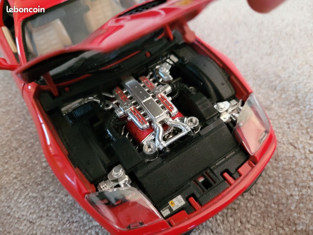Hot Wheels 1:18 - Voiture miniature - Ferrari 550 Maranello - édition