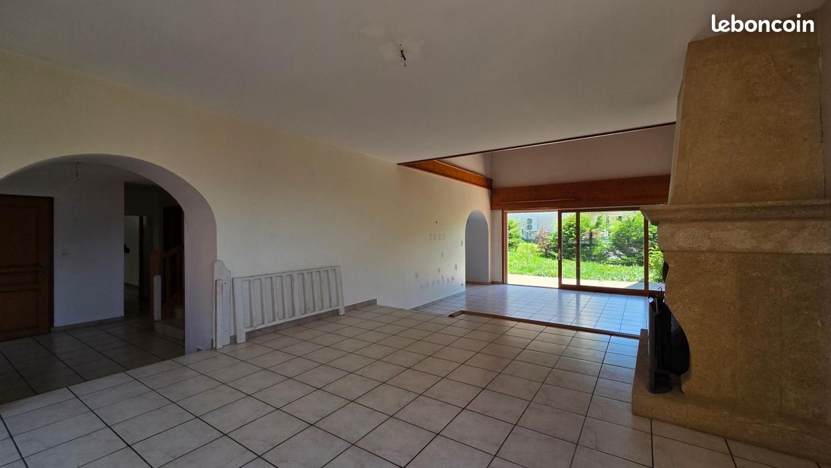 Ferme 5 pièces 188 m² (image 2)