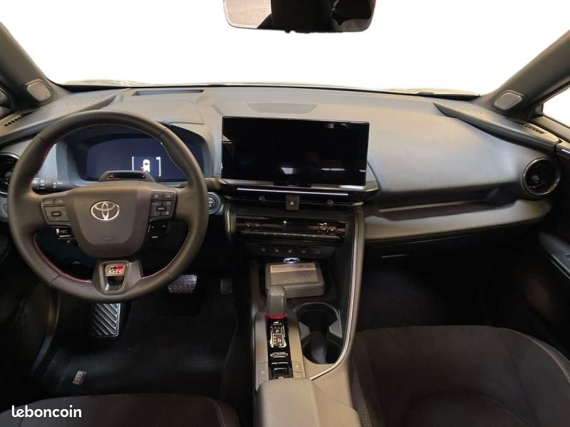 Toyota C-HR 2.0 Hybride 200ch GR Sport Premiere AWD-i NG23 (image 11)