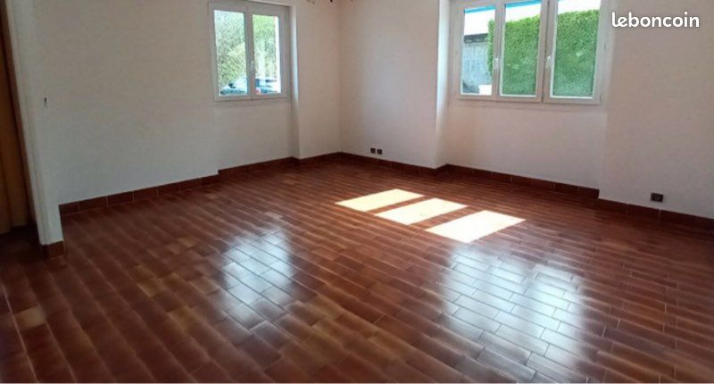 Appartement 4 pièces 85 m² · à Saint-Pierre-en-Faucigny · 85 m² · 1 250 €/mois