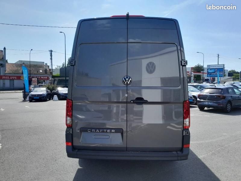 Volkswagen Crafter Fg 35 L3H3 2.0 TDI 140ch Business Traction BVA8 (image 20)