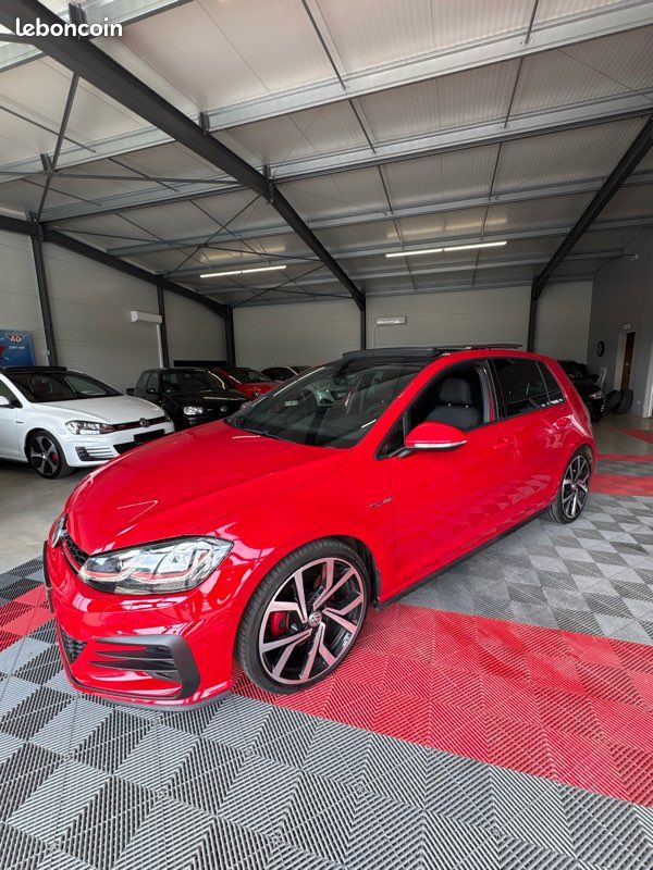 VOLKSWAGEN GOLF 7.5 GTI 230cv DSG6 PANO/DCC/CAM (image 11)