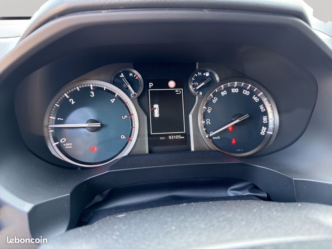 Toyota Land Cruiser 2.8 D4D 204 BVA -41 658 HT- (image 16)