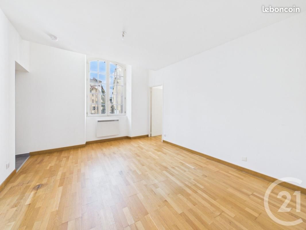 Appartement 4 pièces 99 m² · à Toulon · 99 m² · 1 000 €/mois