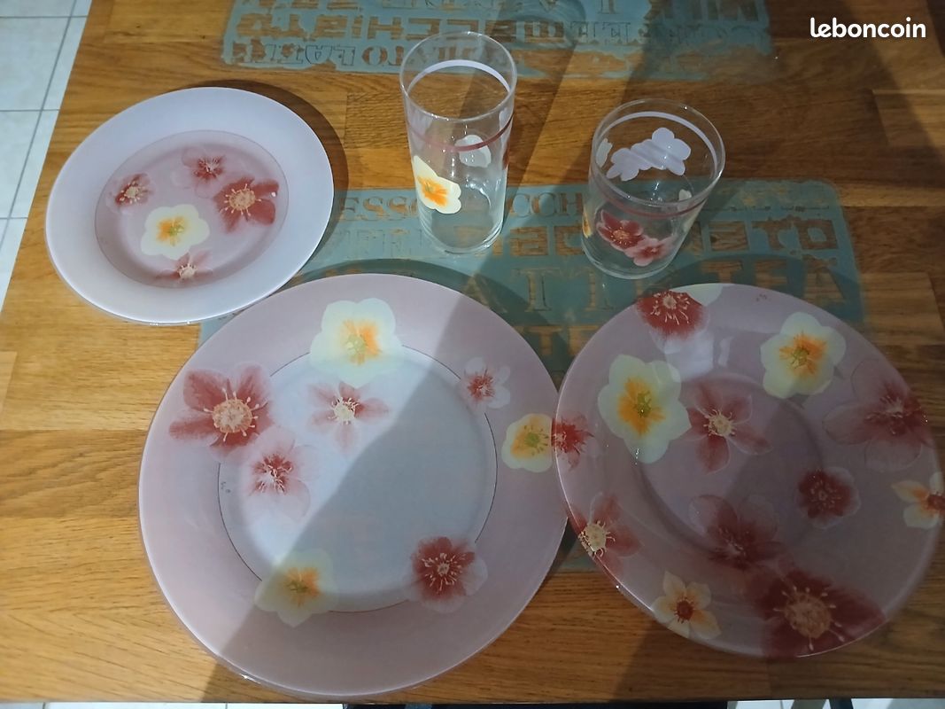 Service assiette plus verre (image 1)