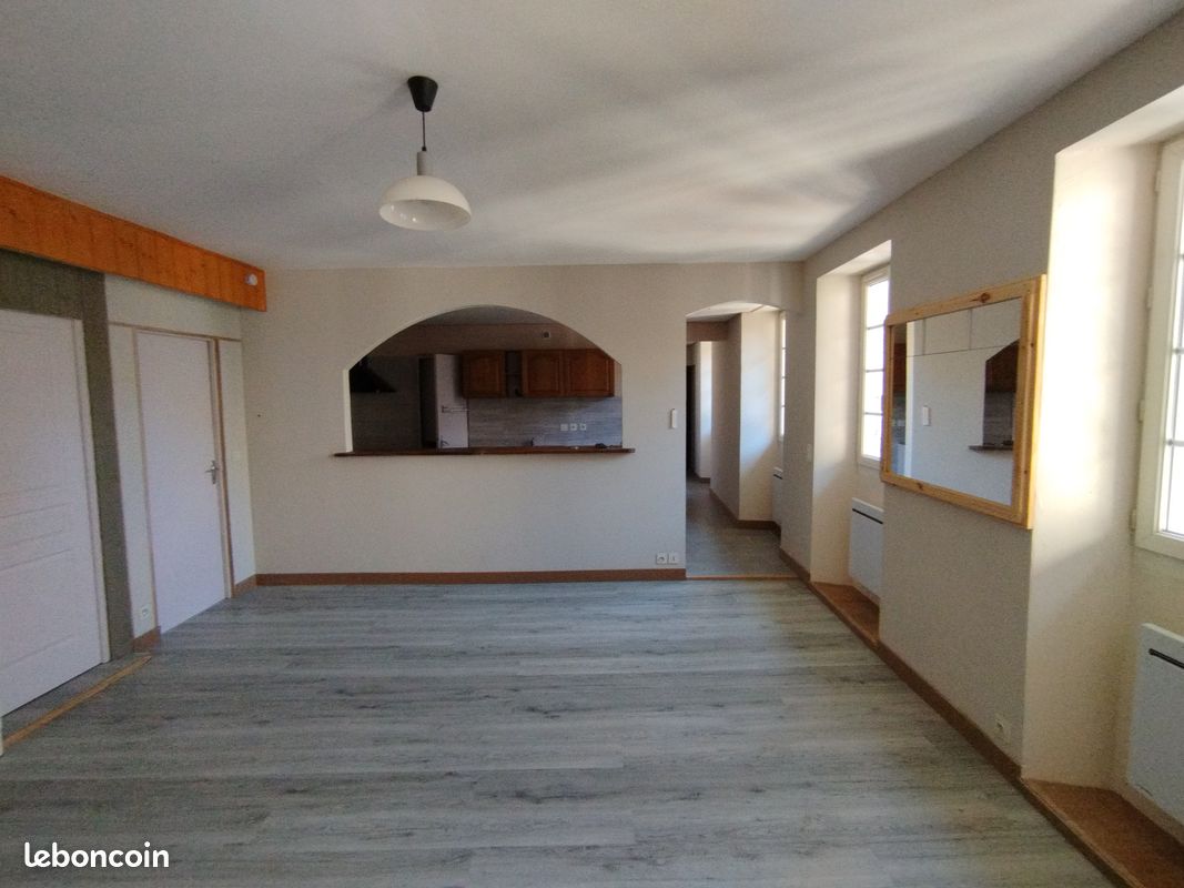 Appartement 3 pièces 75 m² · à Faverges-Seythenex · 75 m² · 206 000 €