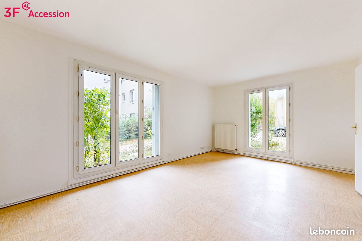 Appartement 3 pièces 70 m² · à Combs-la-Ville · 70 m² · 140 880 €
