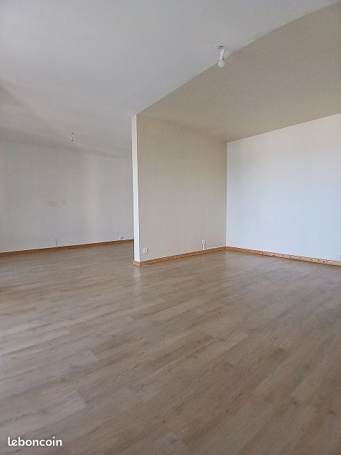 Appartement 4 pièces 82 m² · à Chazelles-sur-Lyon · 82 m² · 611 €/mois