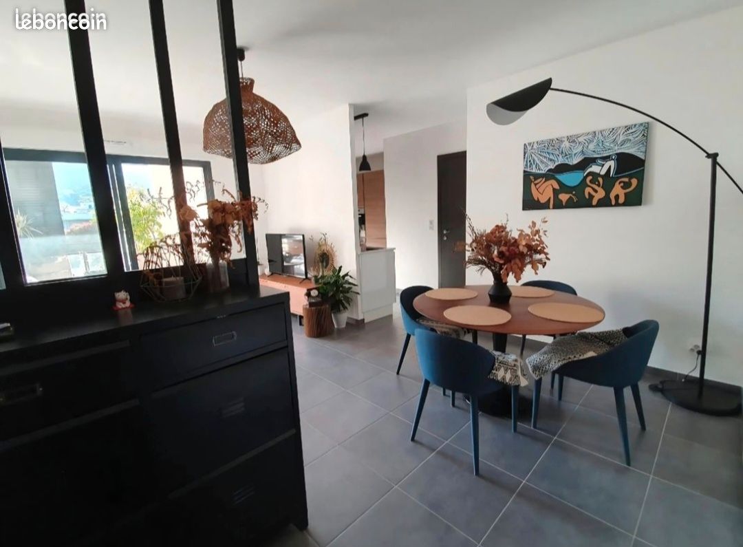 Appartement 3 pièces 65 m² · à Borgo · 65 m² · 900 €