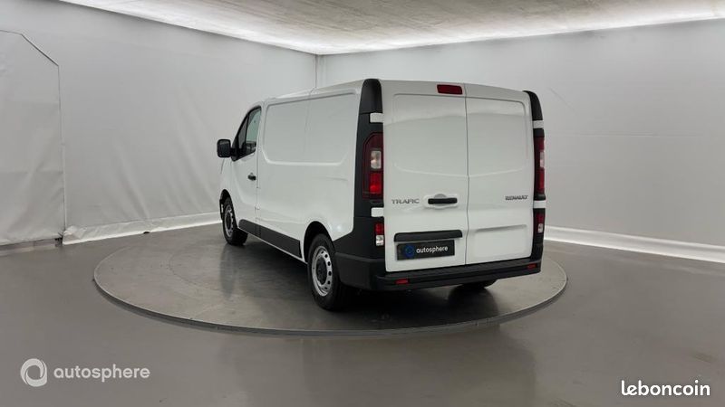 Renault Trafic Véhicule utilitaire ou Société L1H1 3T 2.0 Blue dCi 130ch Confort E6E (image 7)