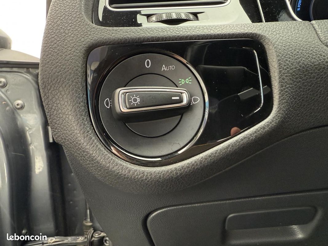 VOLKSWAGEN GOLF GTE Hybride Rechargeable 1.4 TSI 204 DSG6 GTE (image 20)