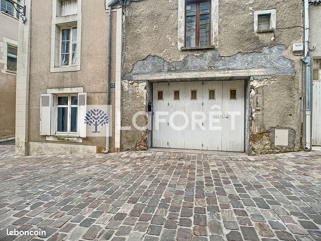 Maison de ville 5 pièces 95 m² - Thouars 79100 (image principale 4)