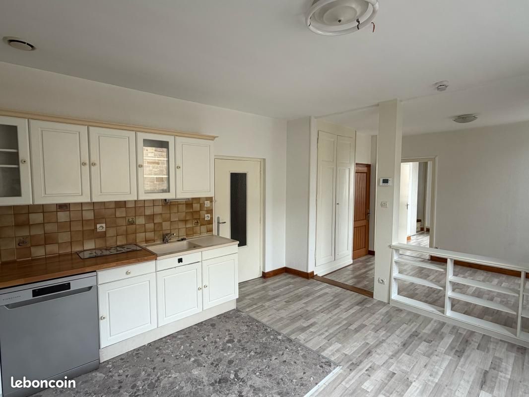 Appartement 2 pièces 47 m² · à Bar-le-Duc · 47 m² · 460 €