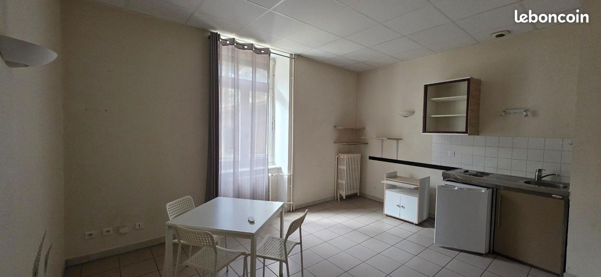 Appartement 2 pièces 37 m² · à Privas · 37 m² · 440 €/mois