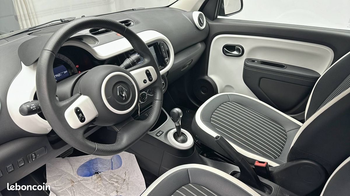 Renault twingo iii e tech techno (image 11)