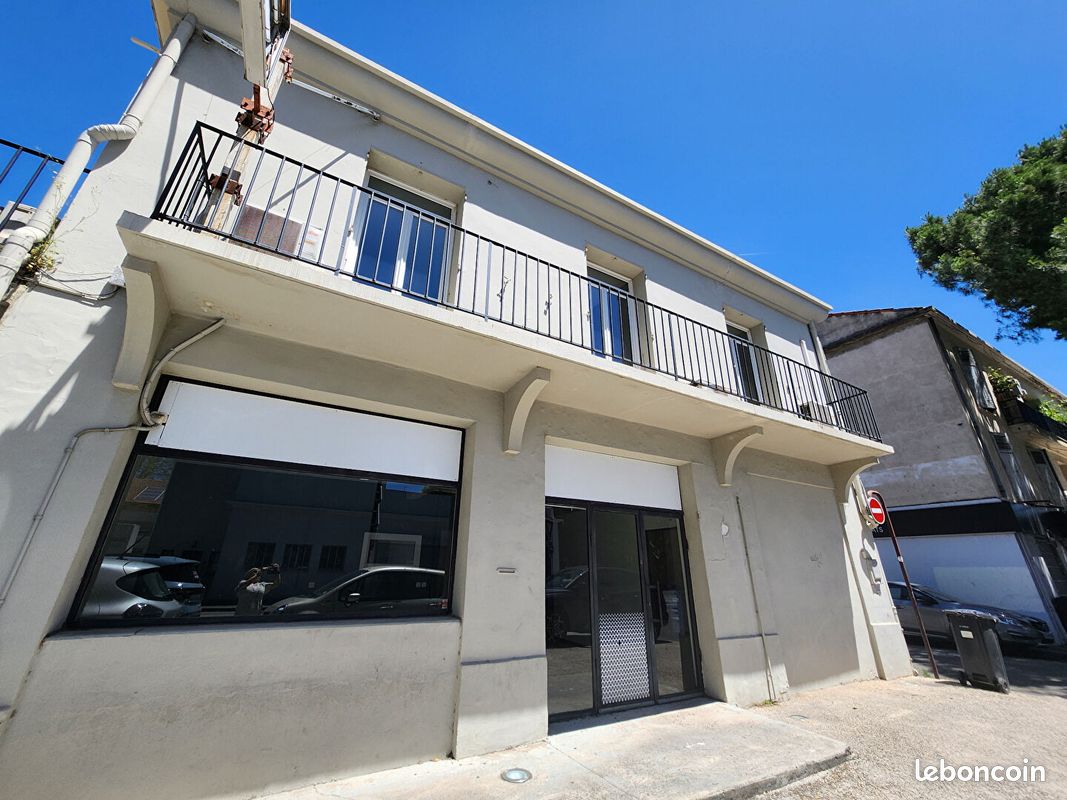 Immeuble 6 pièces 147 m² · à Avignon · 147 m² · 299 000 €