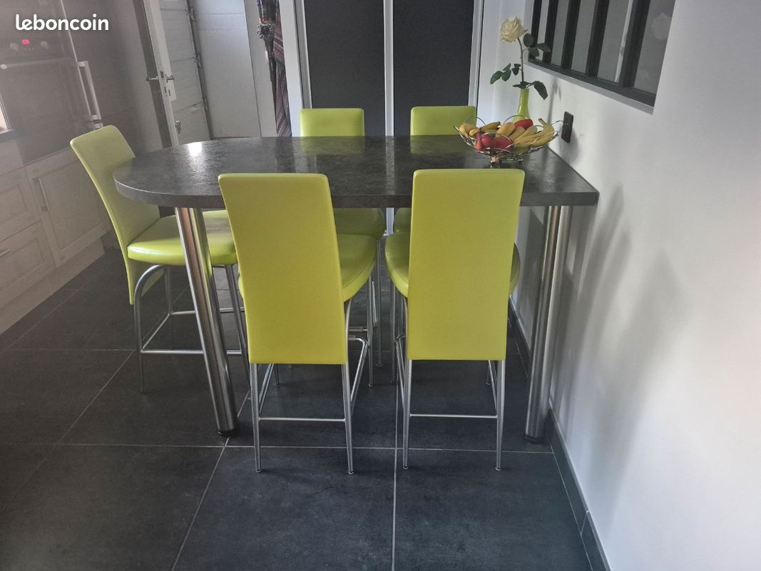 Chaises hautes cuisine (image 1)