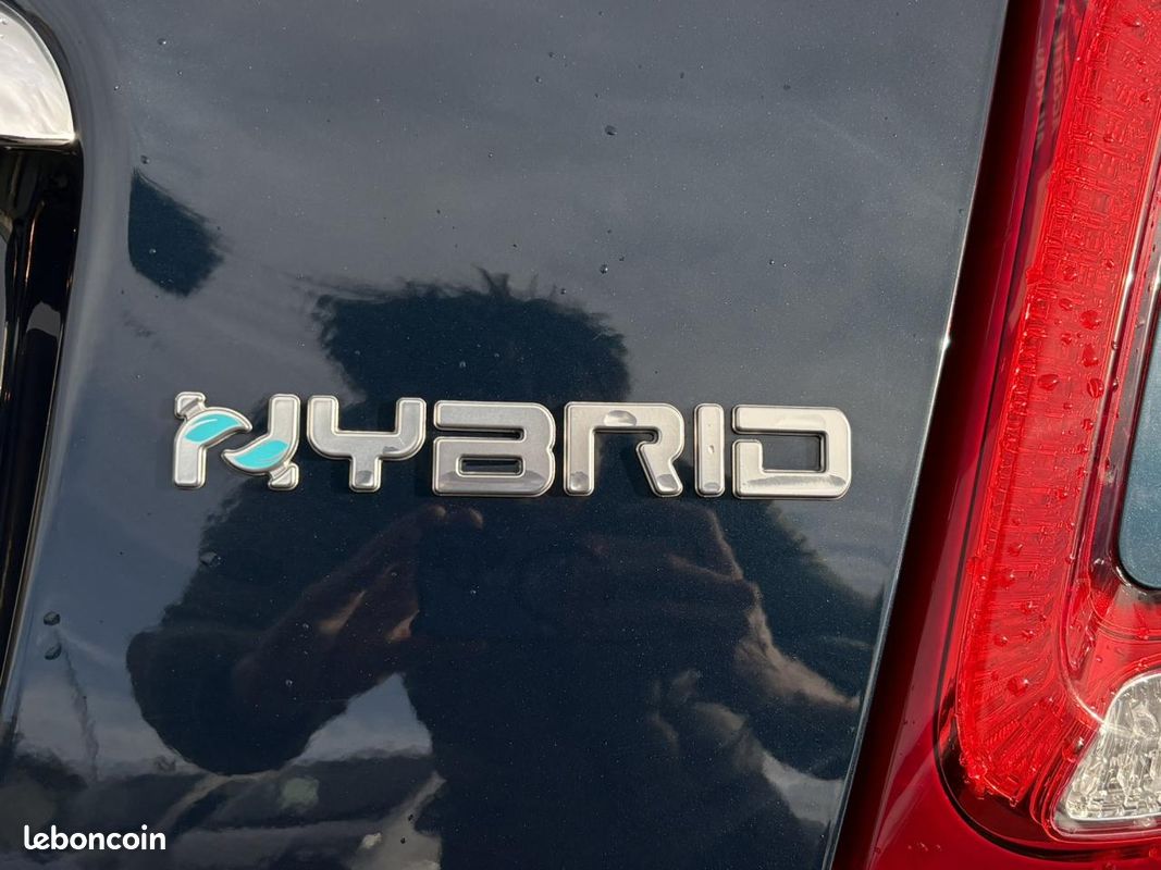FIAT 500 Hybrid 70 avec Toit pano, Apple Car Play et Jantes alu 15\' (image 29)