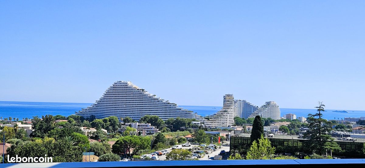 Appartement 2 pièces 51 m² · à Villeneuve-Loubet · 51 m² · 385 000 €