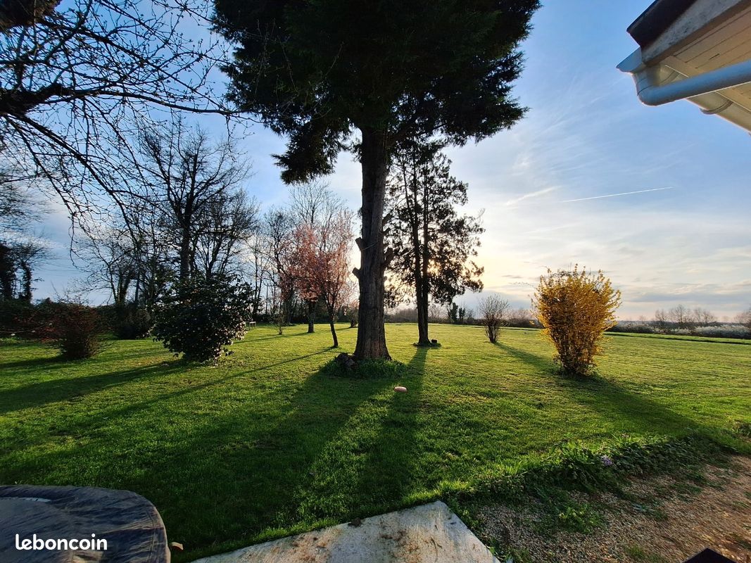 Maison 6 pièces 108 m² · à Champdeniers · 108 m² · 1 000 €/mois