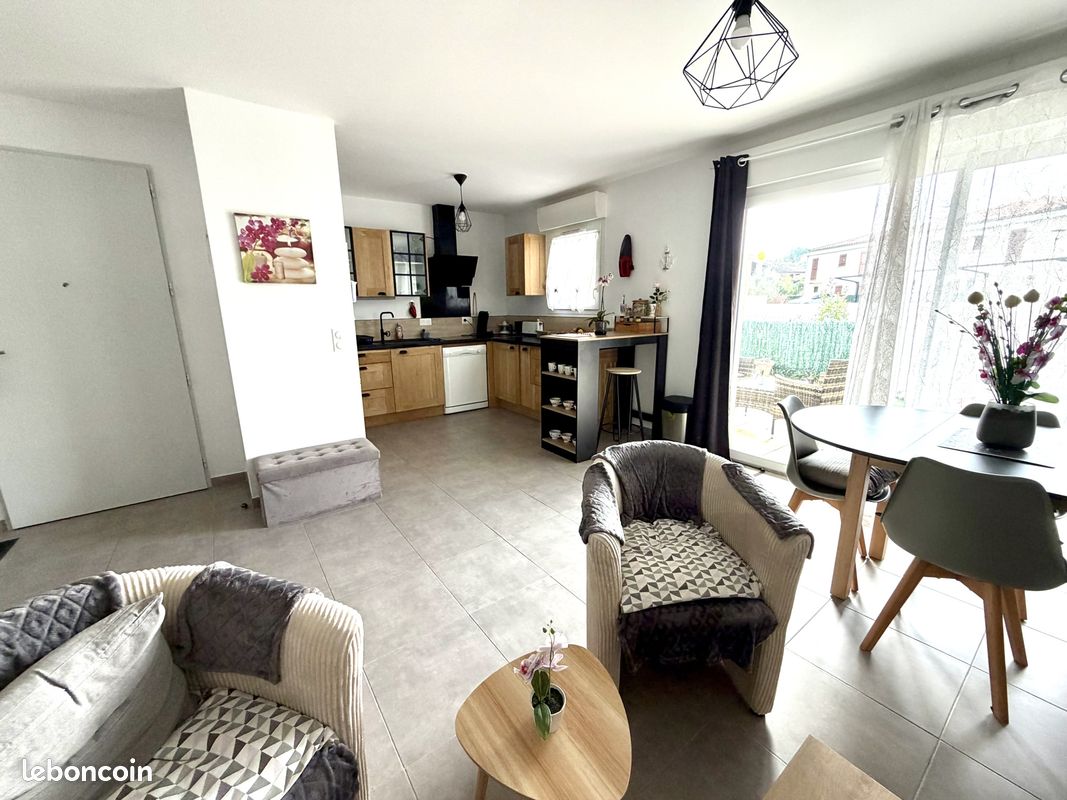 Appartement 3 pièces 64 m² · à Saint-Maximin-la-Sainte-Baume · 64 m² · 299 000 €