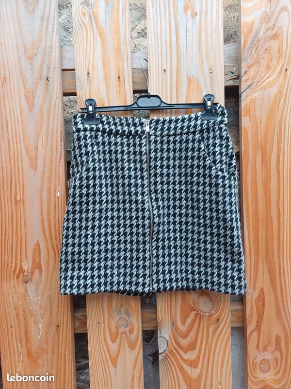 Jolie jupe à carreaux en laine Maje taille 38 Vêtements