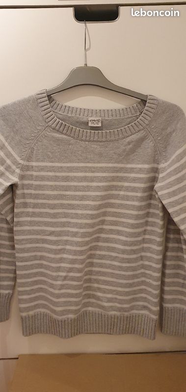 Pull gris a rayures taille L (image 1)