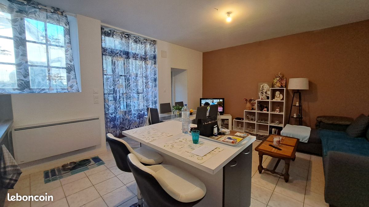 Appartement 3 pièces 55 m² · à Mazières-en-Gâtine · 55 m² · 460 €/mois