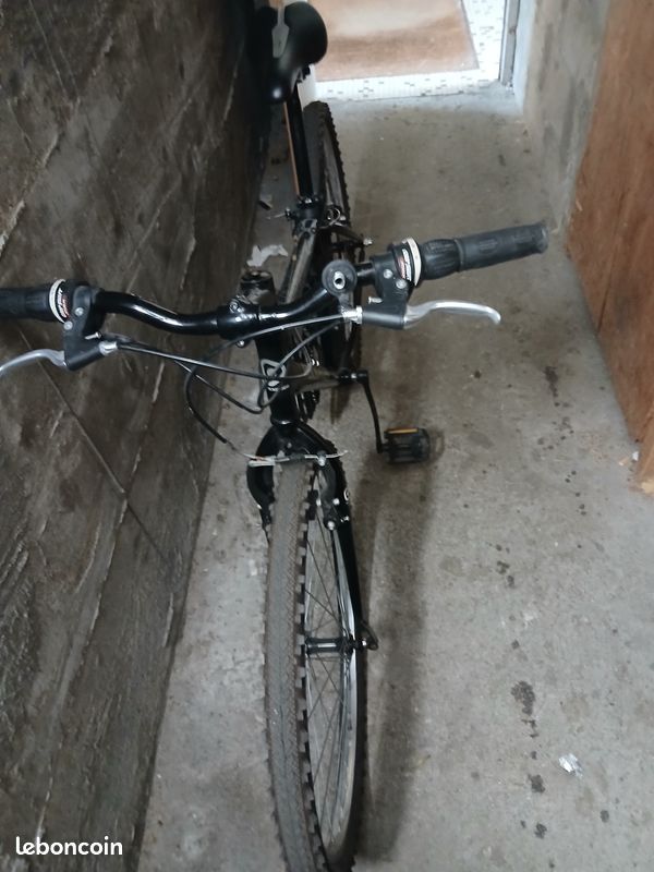 Vélo taille S. ROCKRIDER (image 3)