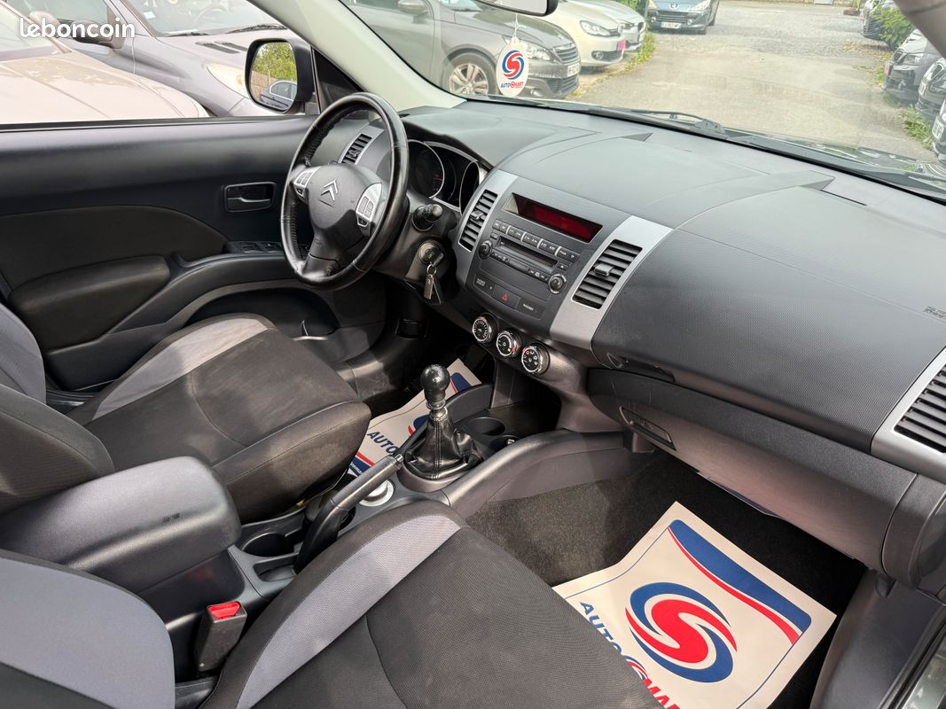 Citroen C-Crosser / 2.2 HDi 156Ch / 4X4 / 5 Places / Clim / Très Propre / 148 407Kms /Carnet D'entretien Complet CITROEN (image 15)