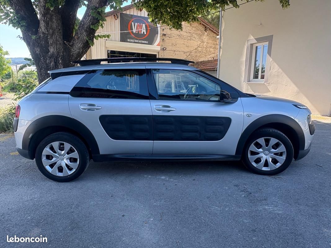 Citroën C4 Cactus 100cv DIESEL - KIT DISTRIBUTION + VIDANGE NEUVE Garantie 6 mois (image 4)