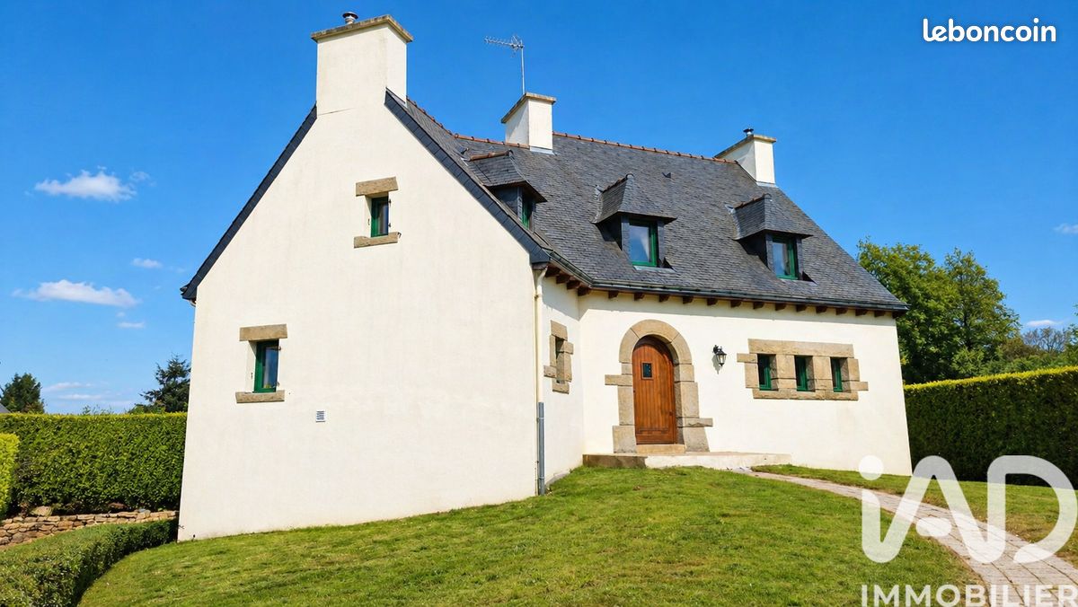 Maison 6 pièces 135 m² · à Plouguenast-Langast · 135 m² · 246 500 €