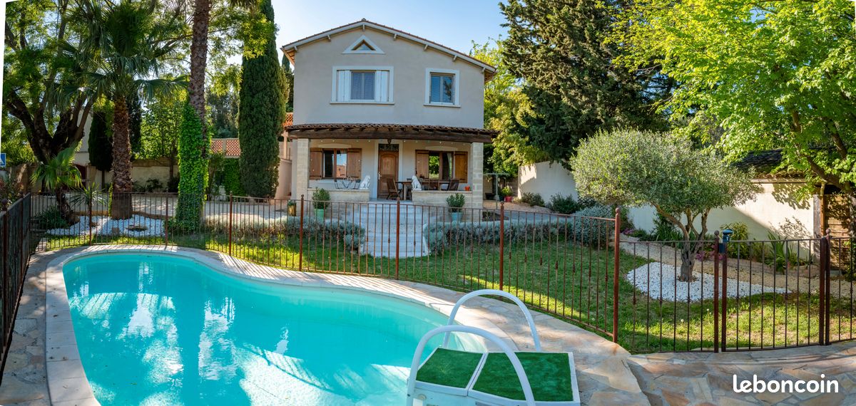 Maison 6 pièces 130 m² · à Villeneuve-lès-Avignon · 130 m² · 575 000 €