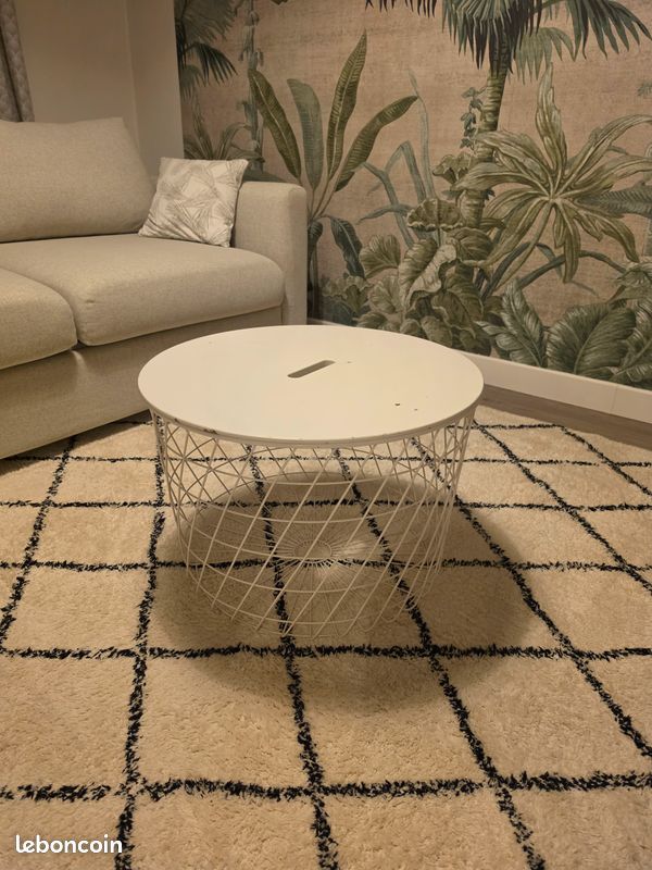Table basse ronde et blanche Ikea avec rangement (image 1)