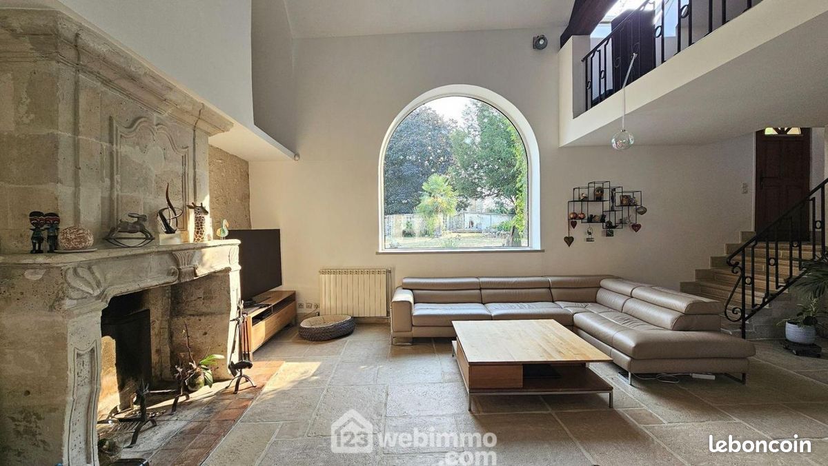 Maison 11 pièces 273 m² · à Milly-la-Forêt · 273 m² · 978 000 €