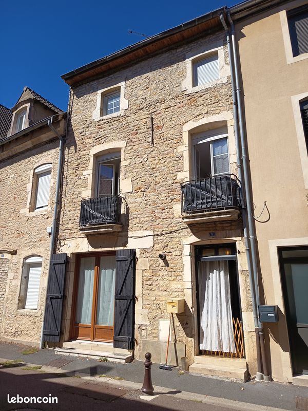Maison 5 pièces 120 m² · à Sennecey-le-Grand · 120 m² · 100 000 €