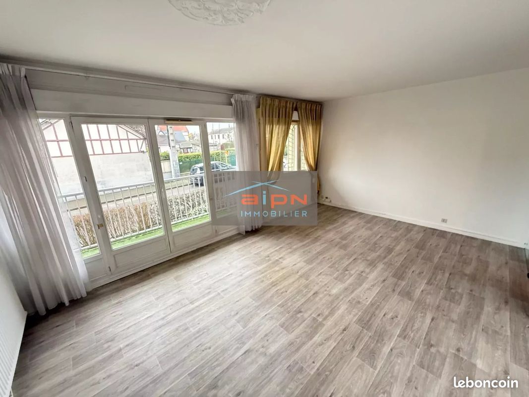 Appartement 4 pièces 85 m² · à Saint-Étienne-du-Rouvray · 85 m² · 830 €/mois