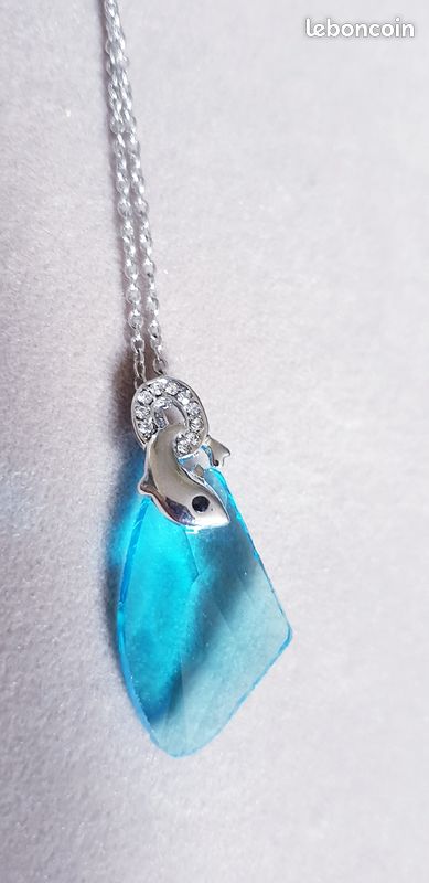 Collier serti de cristaux avec dauphin NEUF (image 3)