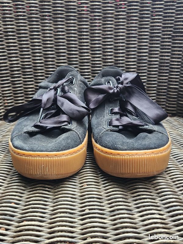 👟✨ PUMA Suede Platform SoftFoam – Daim noir, semelle gum & lacets satin – T.39 🖤 (image 3)