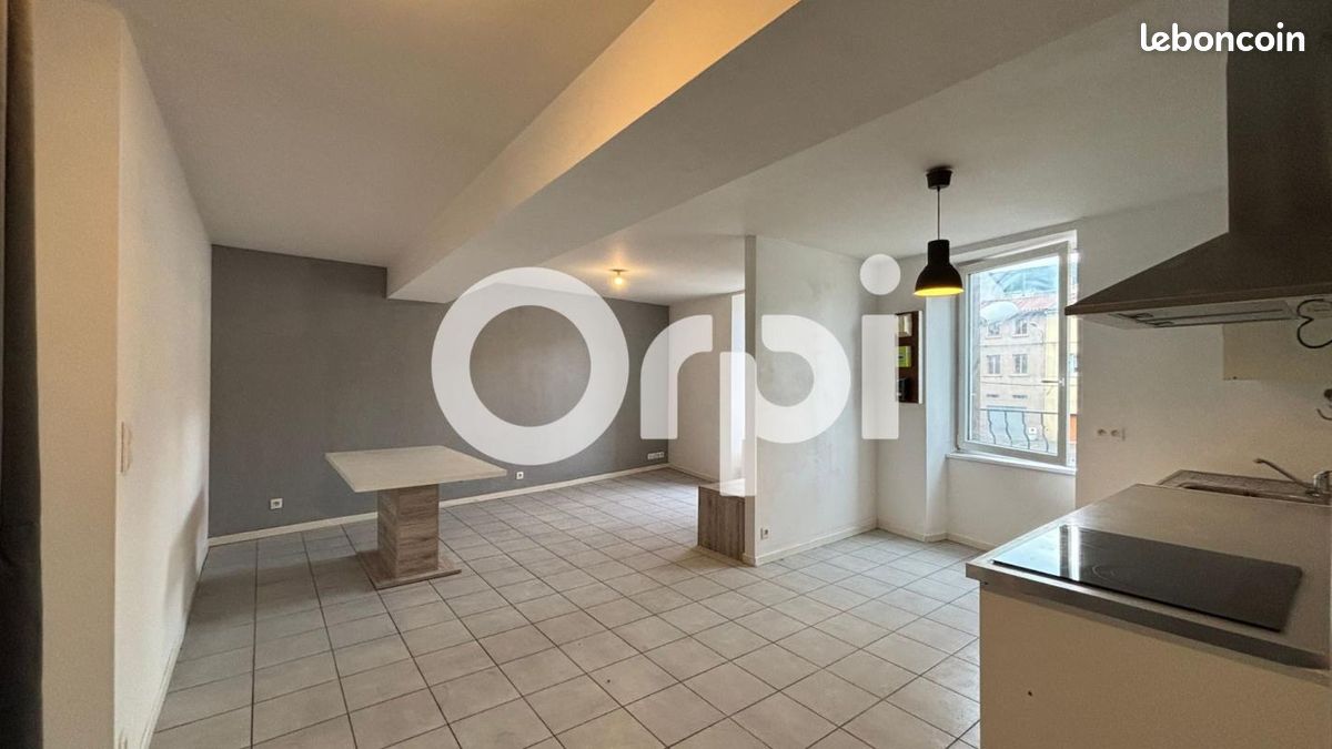 Appartement 3 pièces 58 m² · à Rive-de-Gier · 58 m² · 585 €/mois