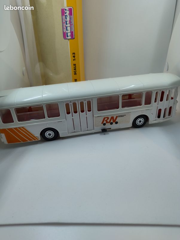 Autobus Saviem SC 10 NOREV 1/43 - Pub Carambar, Neuf En Boîte (occasion Boîte)